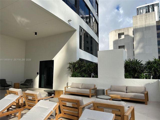 225 N miami ave 1003, Miami, FL 33128