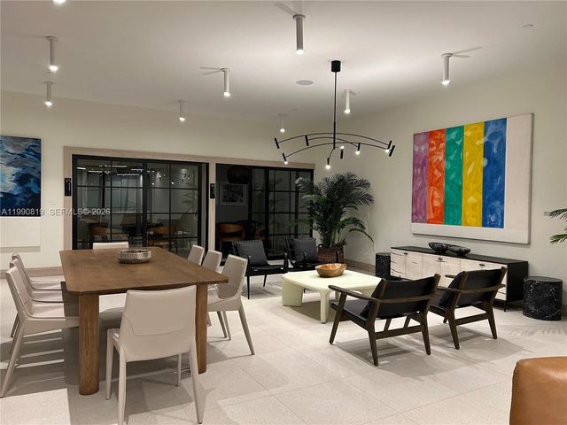 225 N miami ave 1003, Miami, FL 33128