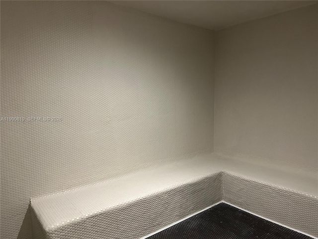 225 N miami ave 1003, Miami, FL 33128
