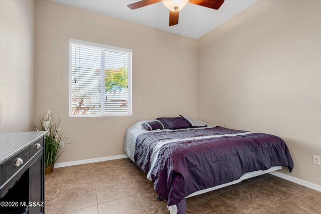 9529 S Camino Adamada, Vail, AZ 85641
