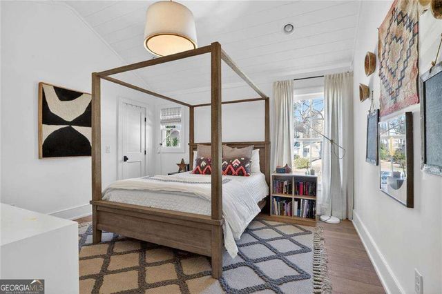 210 Shady Grove Lane, Alpharetta, GA 30009