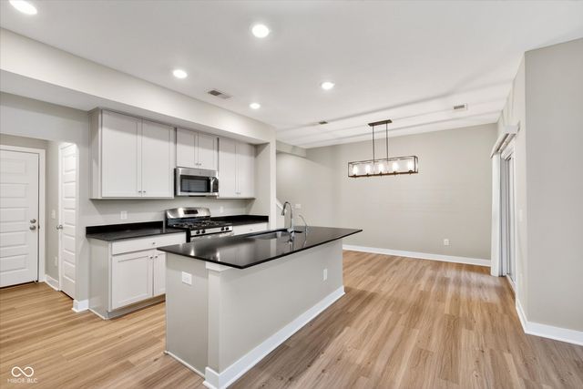 9847 Kenwood Street, Avon, IN 46123