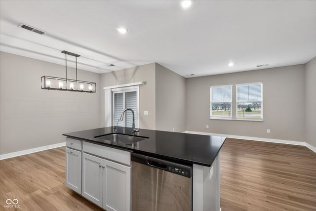 9847 Kenwood Street, Avon, IN 46123