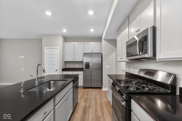 9847 Kenwood Street, Avon, IN 46123