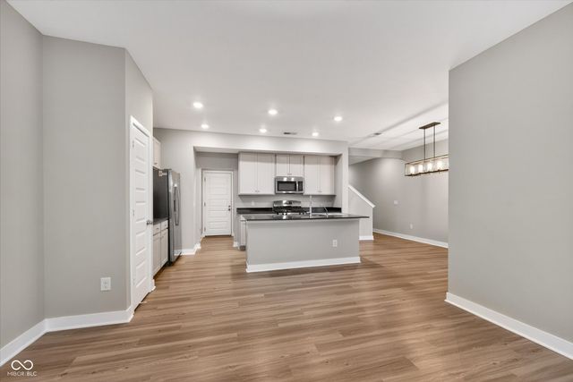 9847 Kenwood Street, Avon, IN 46123