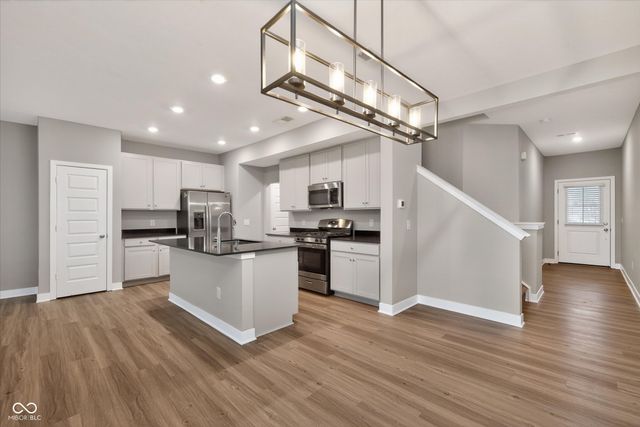 9847 Kenwood Street, Avon, IN 46123