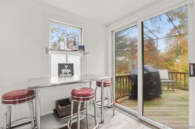 47 Hollow Tree Ridge Road 47, Darien, CT 06820