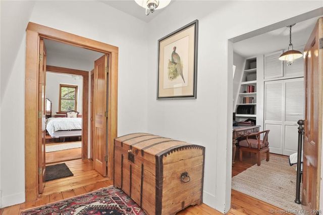 47 Hollow Tree Ridge Road 47, Darien, CT 06820