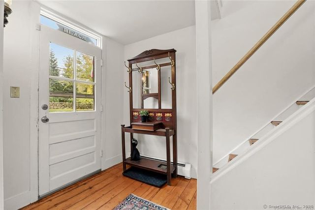 47 Hollow Tree Ridge Road 47, Darien, CT 06820