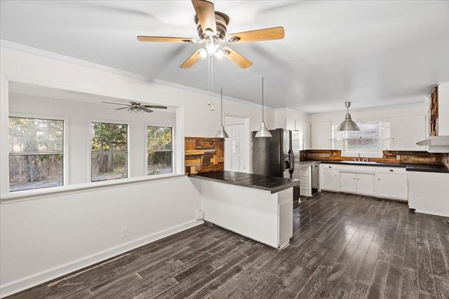 389 SW Lower Dug Gap Road, Dalton, GA 30720