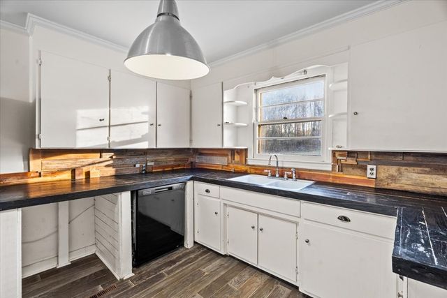 389 SW Lower Dug Gap Road, Dalton, GA 30720