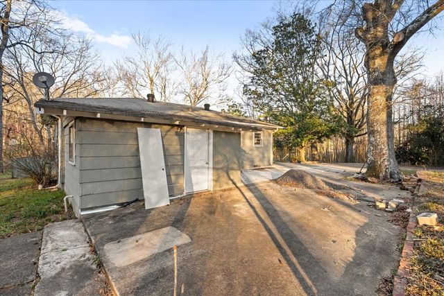 389 SW Lower Dug Gap Road, Dalton, GA 30720