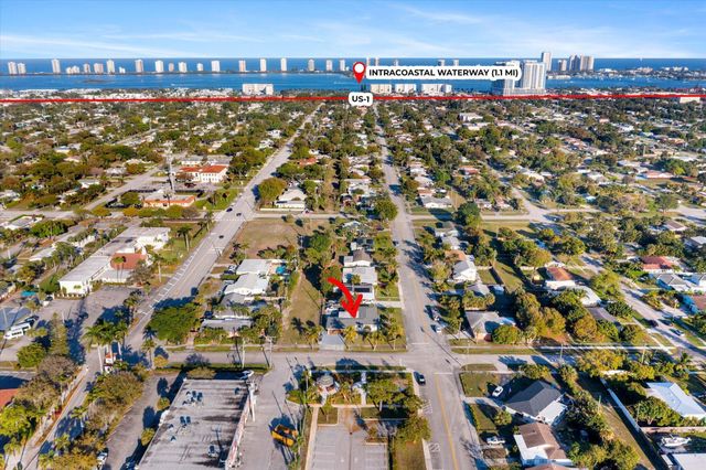 651 Foresteria Drive, Lake Park, FL 33403