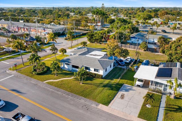 651 Foresteria Drive, Lake Park, FL 33403