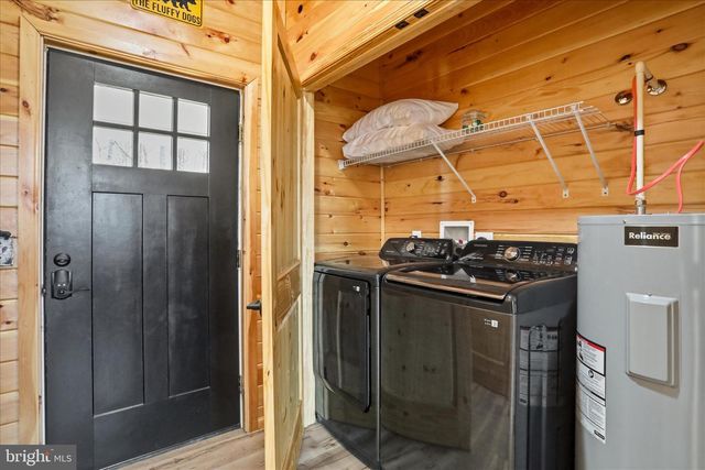 432 LOST POINT LN, Berkeley Springs, WV 25411