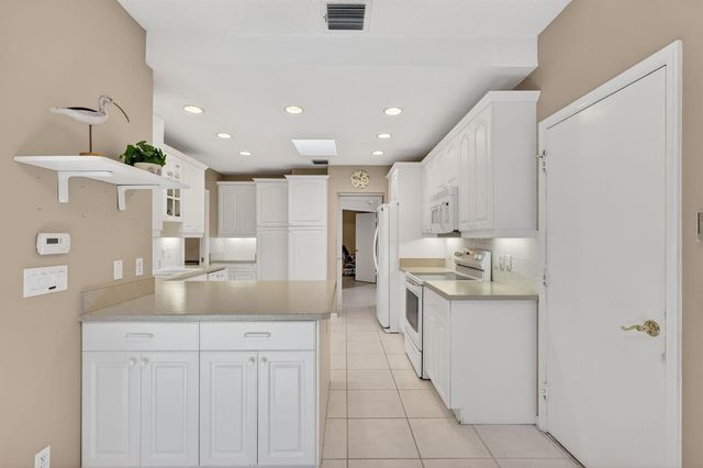 5422 SE Meredith Terrace, Stuart, FL 34997