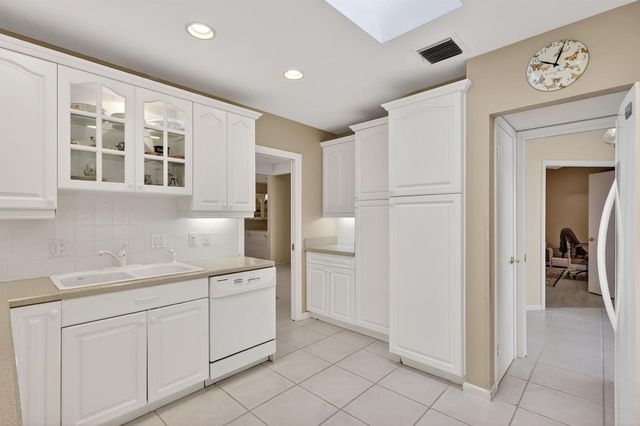 5422 SE Meredith Terrace, Stuart, FL 34997