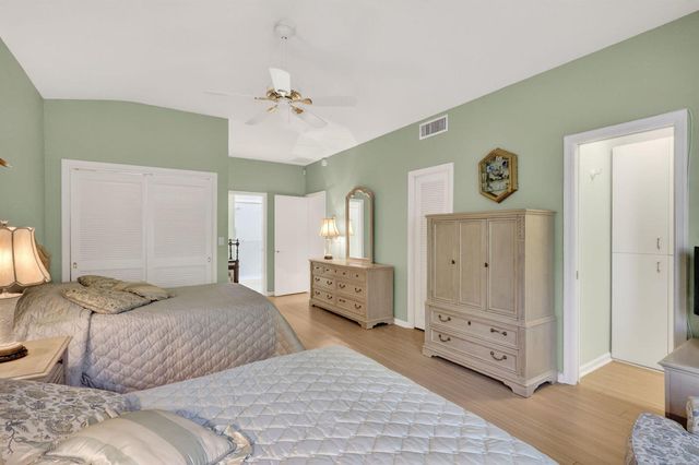 5422 SE Meredith Terrace, Stuart, FL 34997