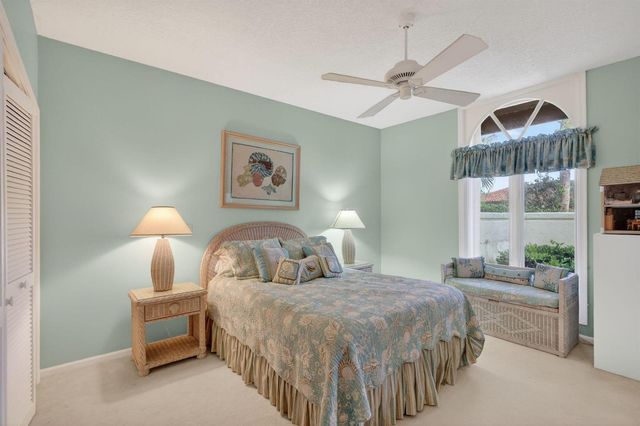 5422 SE Meredith Terrace, Stuart, FL 34997