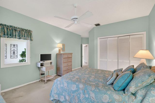 5422 SE Meredith Terrace, Stuart, FL 34997