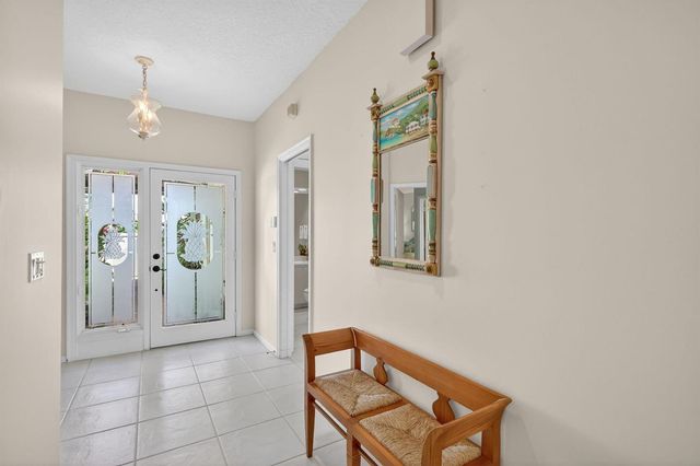 5422 SE Meredith Terrace, Stuart, FL 34997