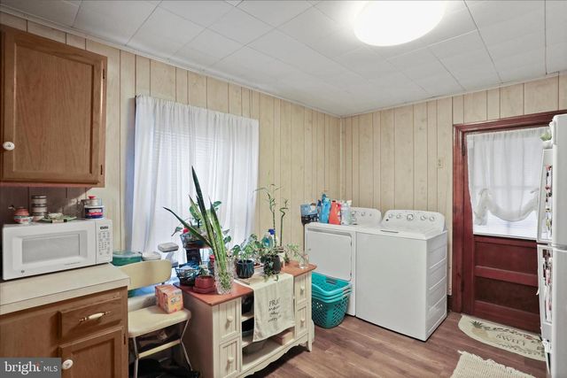 26 E E MADISON STREET, Greencastle, PA 17225