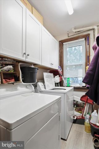 26 E E MADISON STREET, Greencastle, PA 17225