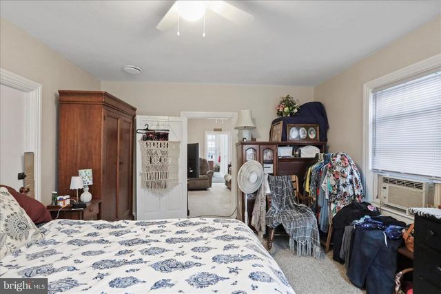 26 E E MADISON STREET, Greencastle, PA 17225