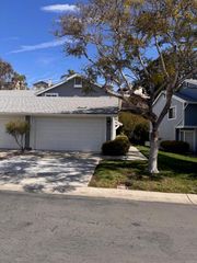 411 Windjammer Cir, Chula Vista, CA 91910