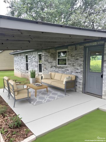 11950 N Ridgeway Drive, Willis, TX 77318