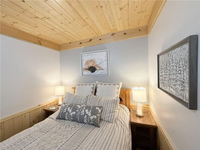 11495 W Tiger Cat Road, Hayward, WI 54843