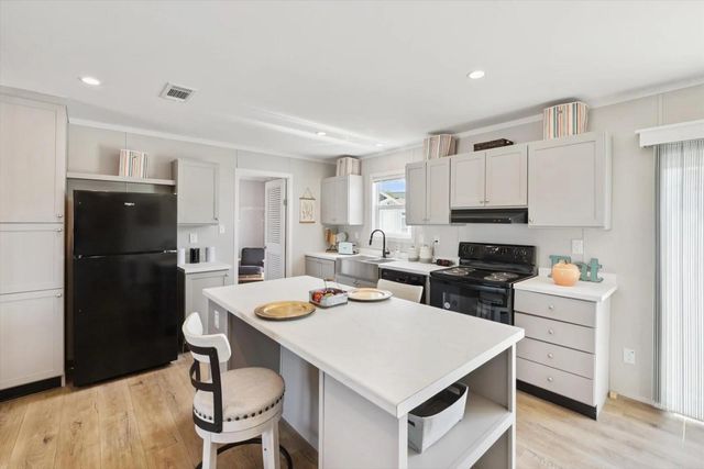 243 County 3662 Road, Splendora, TX 77372