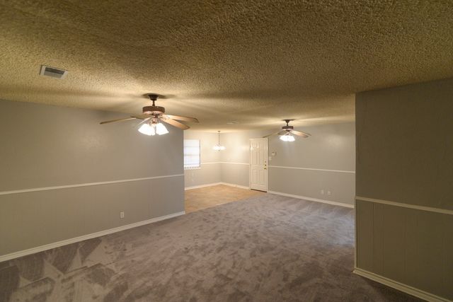 614 N Young Boulevard, Desoto, TX 75115