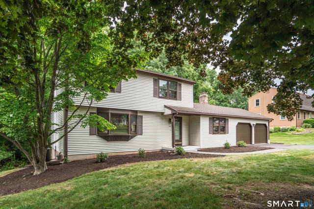 182 Valley View Road, Manchester, CT 06040
