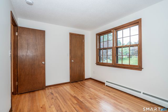 182 Valley View Road, Manchester, CT 06040
