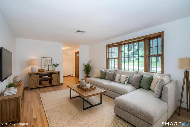 182 Valley View Road, Manchester, CT 06040