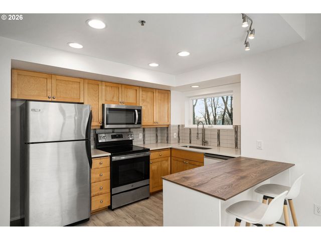 1718 Ne 11TH Ave 415, Portland, OR 97212