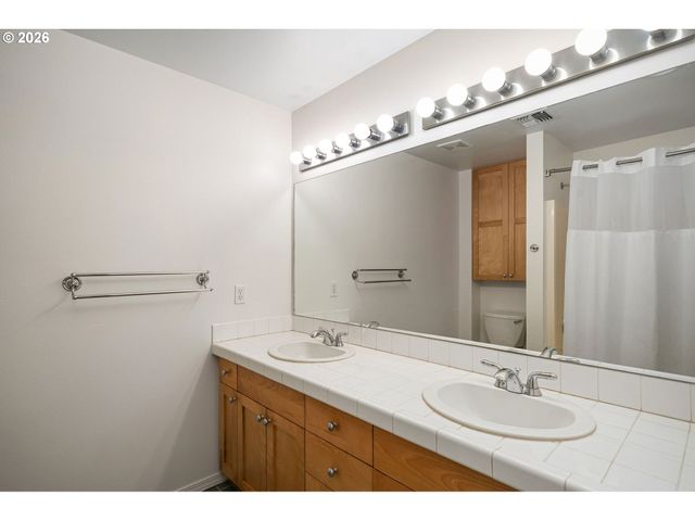 1718 Ne 11TH Ave 415, Portland, OR 97212