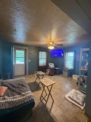 136 Circle Dr, Cookeville, TN 38506
