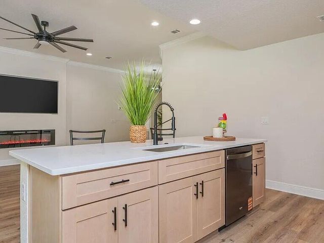 693 E Bowers Avenue, Crestview, FL 32539