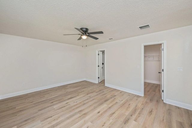 693 E Bowers Avenue, Crestview, FL 32539