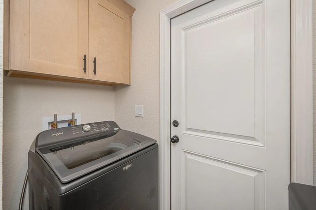 693 E Bowers Avenue, Crestview, FL 32539