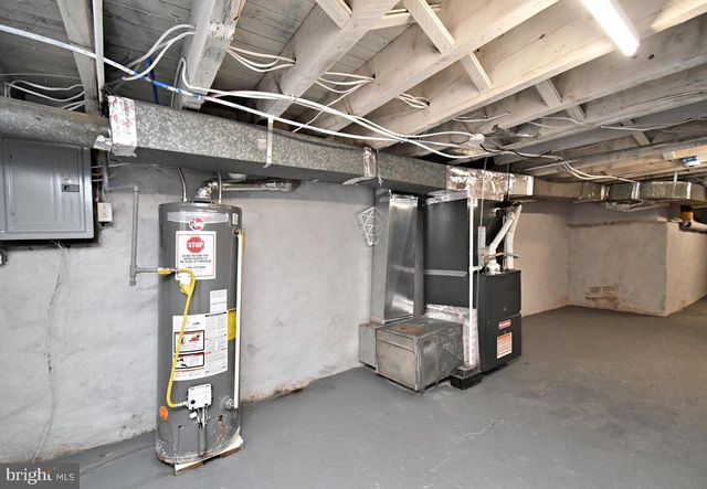 2331 N 27TH ST, Philadelphia, PA 19132