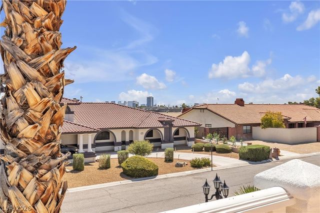 3341 Camino Gardens Way, Las Vegas, NV 89146