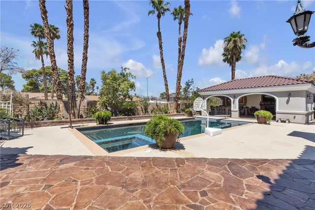3341 Camino Gardens Way, Las Vegas, NV 89146