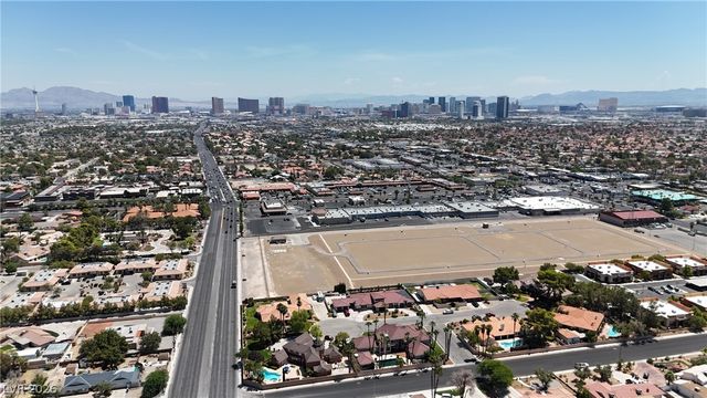 3341 Camino Gardens Way, Las Vegas, NV 89146