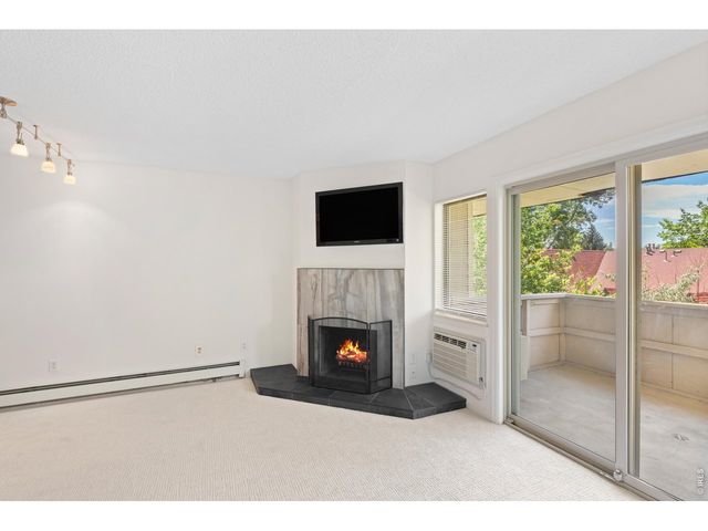 3120 Corona Trl L-206, Boulder, CO 80301