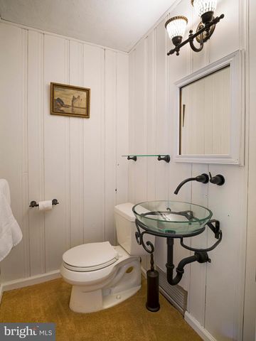 1626 MOUNT PLEASANT RD, Villanova, PA 19085