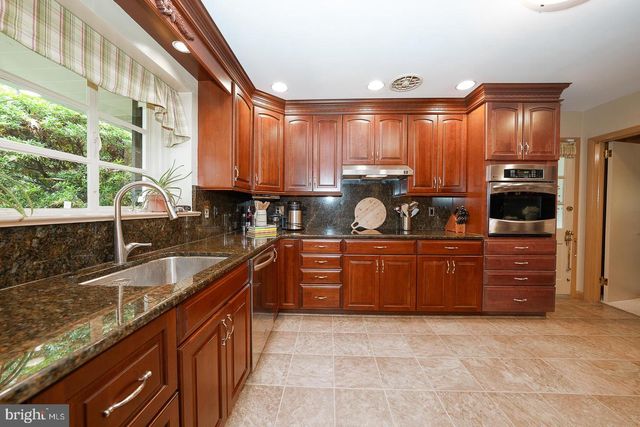 1626 MOUNT PLEASANT RD, Villanova, PA 19085
