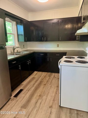 1003 Rainwater Lane, Rockingham, NC 28379